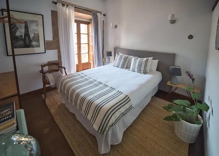 La Infinita Rural Boutique Hotel Carmona (Cantabria)