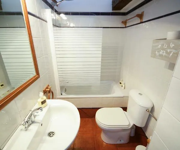 La Infinita Rural Boutique Hotel Carmona (Cantabria)