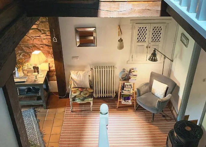 Hotel La Infinita Rural Boutique Carmona (Cantabria)